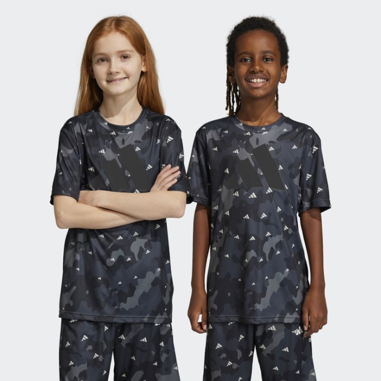 Camiseta Básica De Tren Aeroready De Corte Regular Con Estampado Integral Blanco Adidas