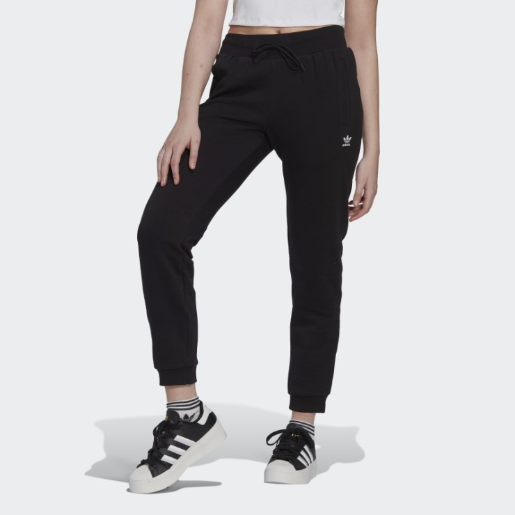 Joggers Ajustados De Forro Polar Adidas Adicolor Essentials En Negro