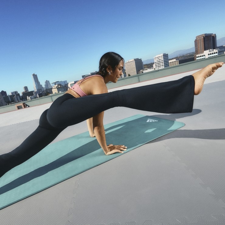 Negro Adidas Yoga Studio Acampanado Leggings Moda