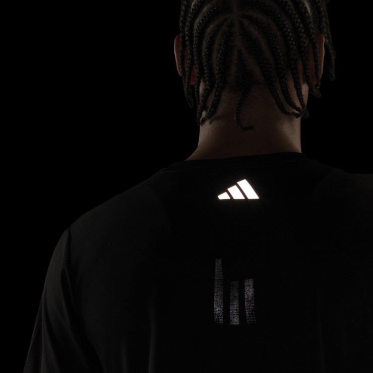 Camiseta Negra Con Logo De 3 Barras De Iconos Adidas