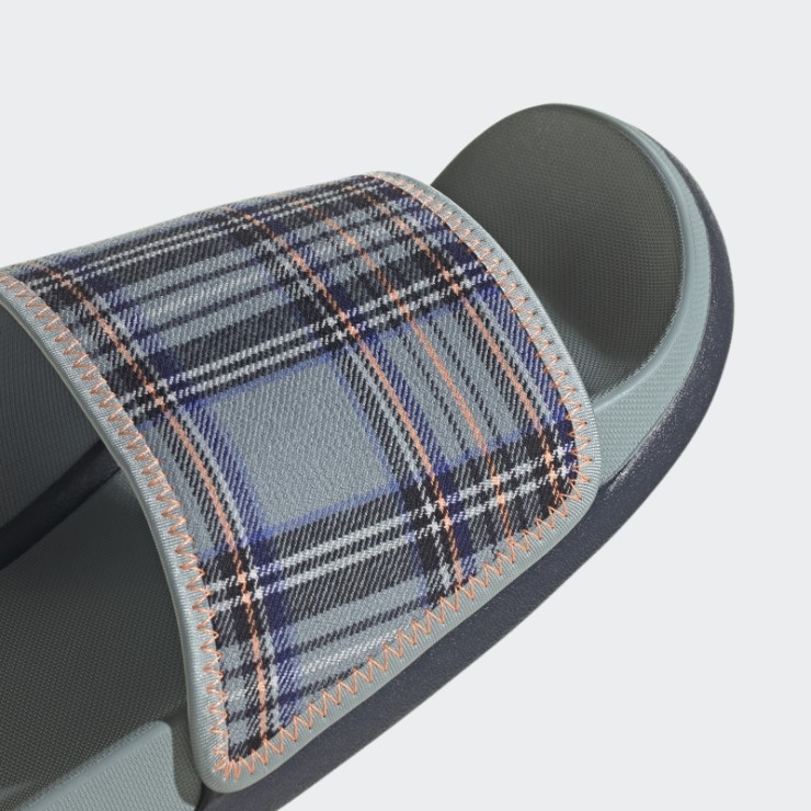 Chanclas Adilette Confort Adidas Gris