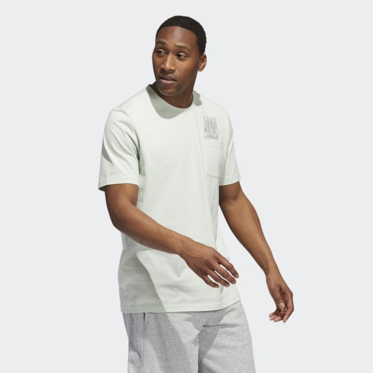 Adidas Camiseta Verde Con Bolsillo Gráfico De Deporte Dinámico
