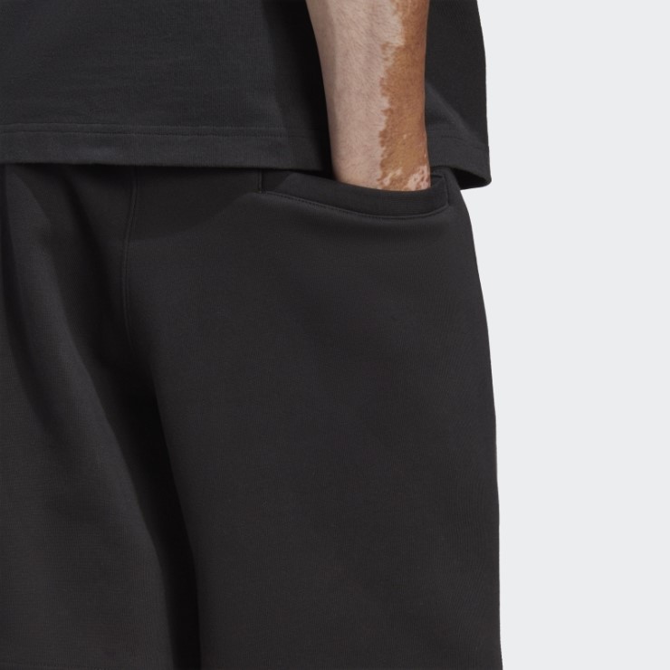 Pantalón Corto Premium Essentials Adidas Negro