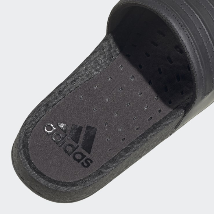 Chanclas Adilette Boost Carbon Adidas