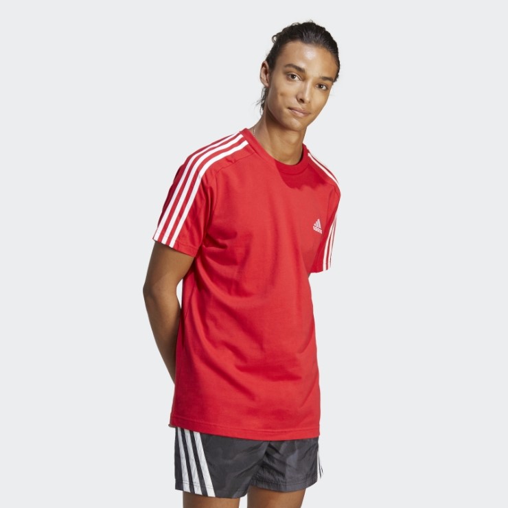 Camiseta Adidas Scarlet Essentials Single Jersey Con 3 Rayas