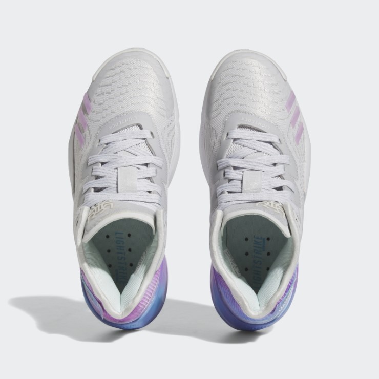 Adidas Blancas Número 4 Zapatos De Baloncesto