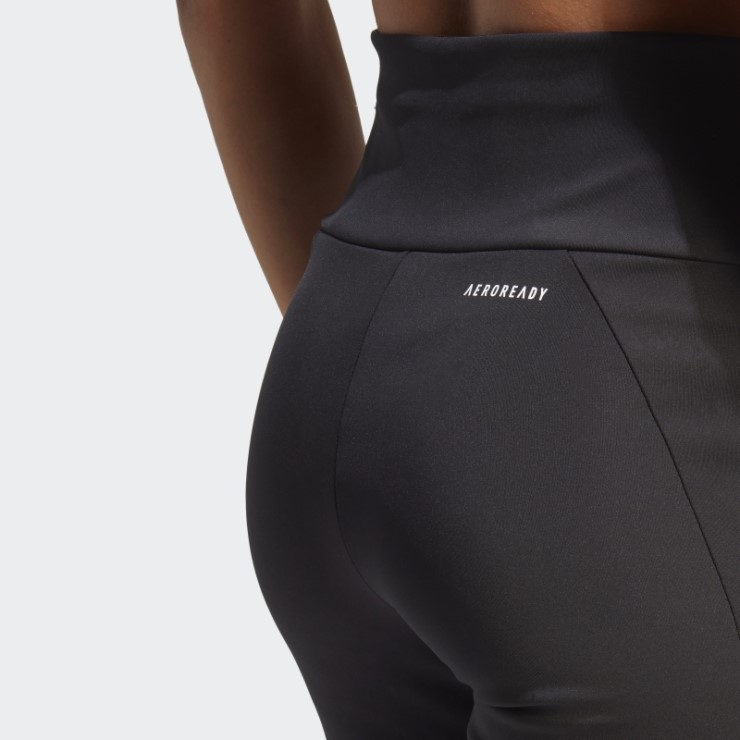 Adidas Diseñó Para Mover Polainas Deportivas De Tiro Alto Con 3 Rayas Y 3/4 Blancas Con Estilo