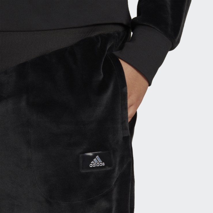 Joggers Acogedores De Terciopelo Negro Holidayz De Adidas (talla Grande)