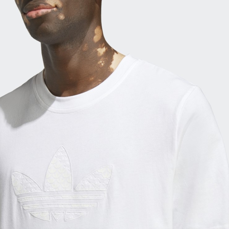Camiseta Gráfica Monograma Blanco Adidas