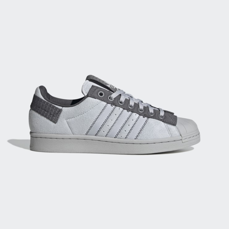 Zapatillas Adidas Superstar Parley Grises