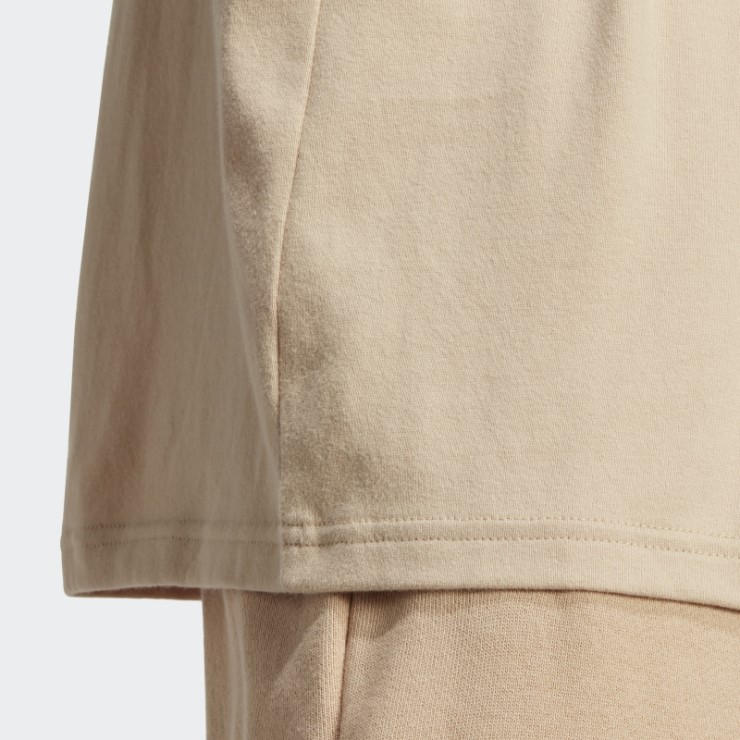 Camiseta Gráfica Adidas Rifta City Boy Beige Caliente