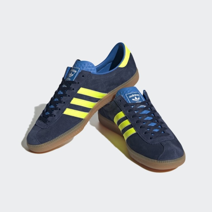Adidas Night Indigo Hochelaga Spzl