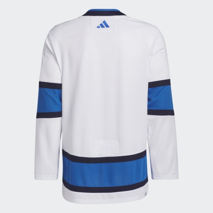 Camiseta Adidas Blanca Con La Marca Retro Inversa Auténtica De Los Jets