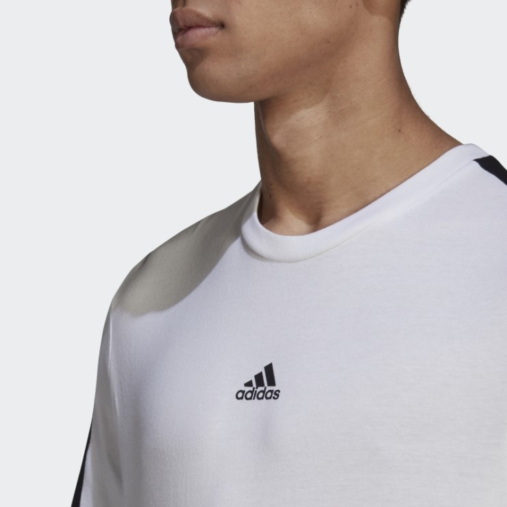 Adidas Camiseta Blanca De 3 Rayas Con íconos Del Futuro Moda