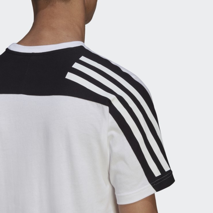 Adidas Camiseta Blanca De 3 Rayas Con íconos Del Futuro Moda