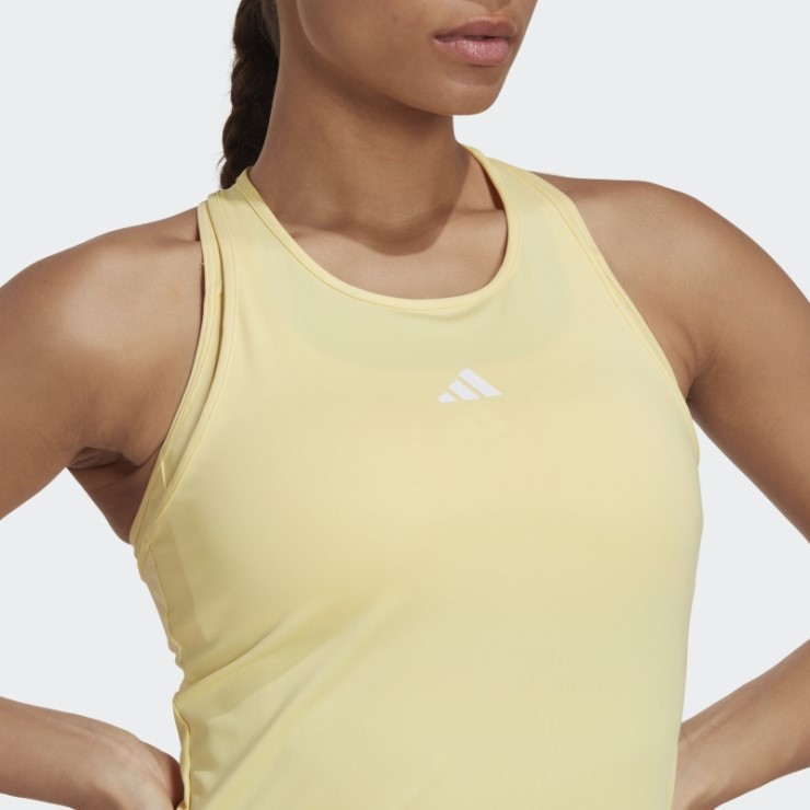 Adidas Camiseta Amarilla De Entrenamiento Con Espalda Cruzada Techfit