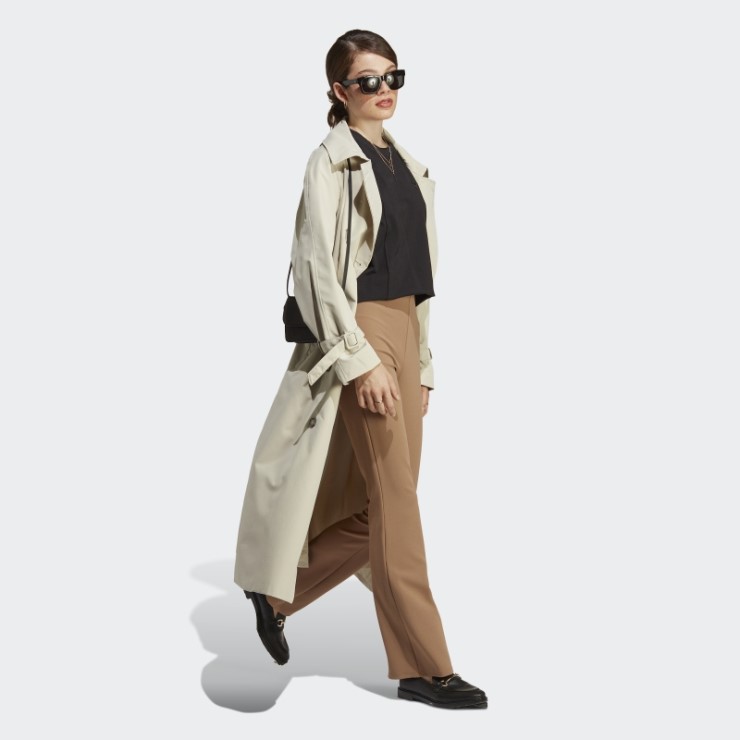 Camiseta Premium Essentials Adidas Negra