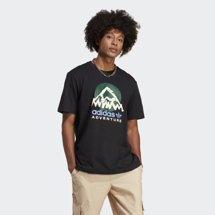 Camiseta Negra Con Parte Delantera De Adidas Adventure Mountain