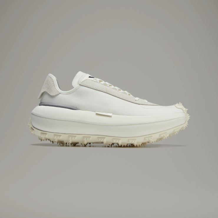 Elegante Y-3 Makura Adidas