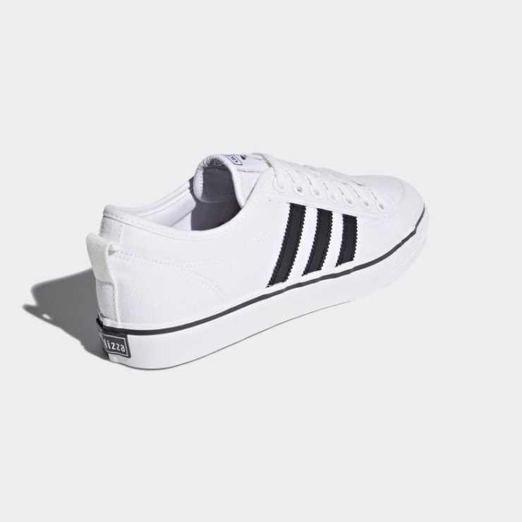Zapatillas Adidas Nizza Negras Con Estilo