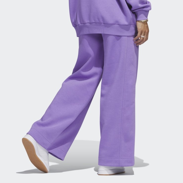 Pantalon Ancho Adidas All Szn Fleece Violeta