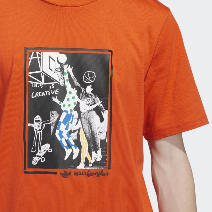 Camiseta Roja Con Gráfico De Shmoofoil Adidas