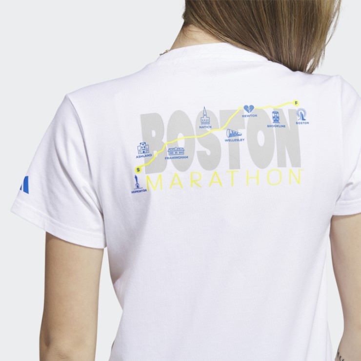 Camiseta Blanca Con Gráfico De Mapa Del Maratón De Boston 2023 Adidas