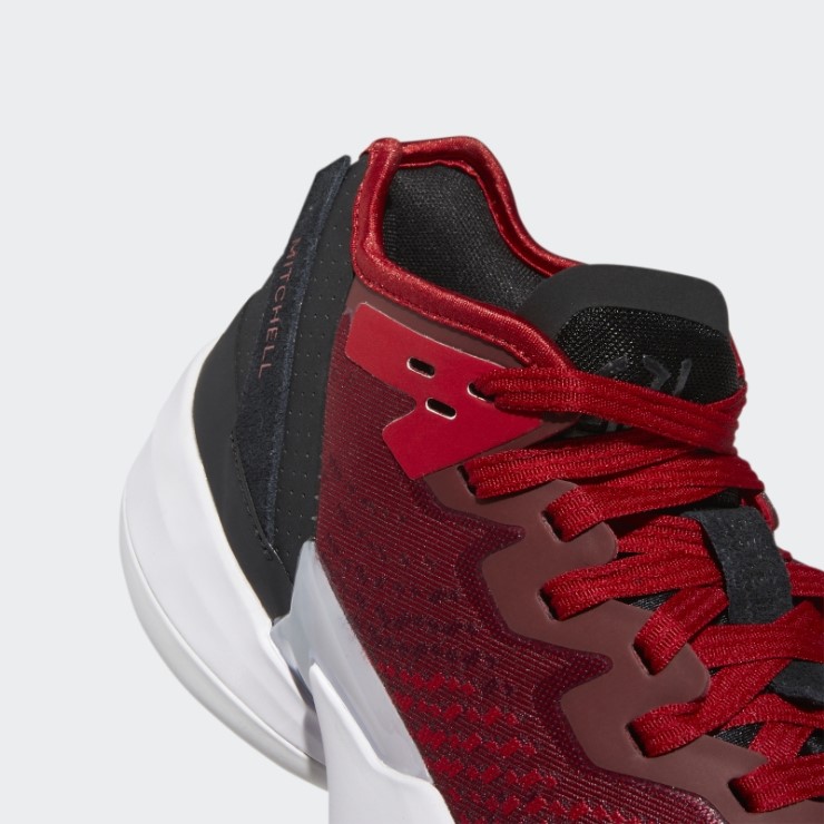 Don. Zapatillas De Baloncesto Número 4 Adidas Rojas