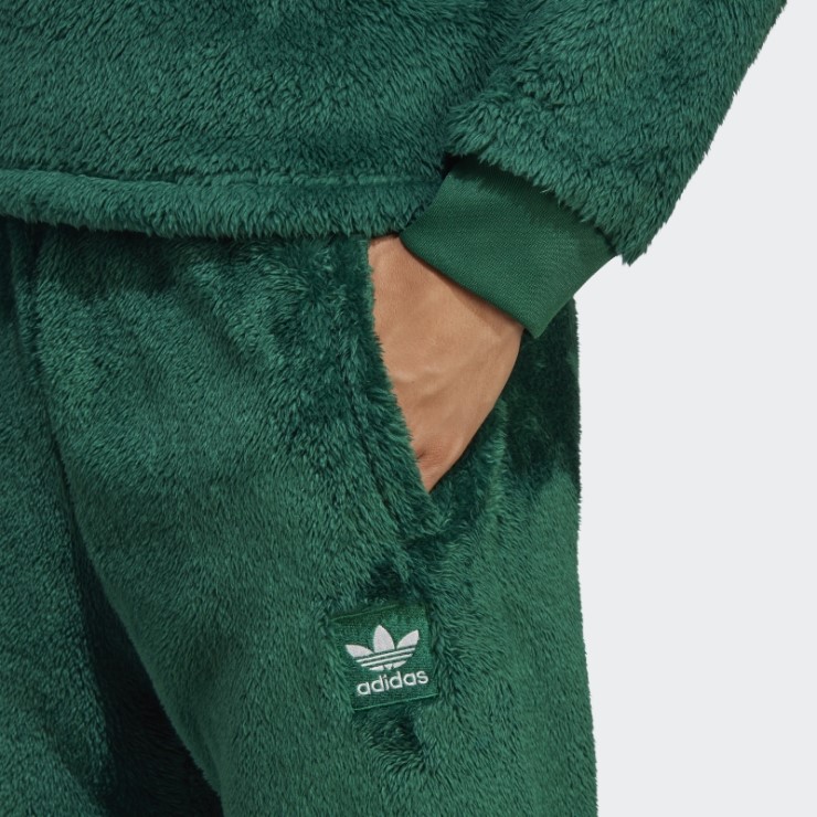 Pantalón De Chándal Adidas Essentials+ Fluffy Fleece Verde Oscuro