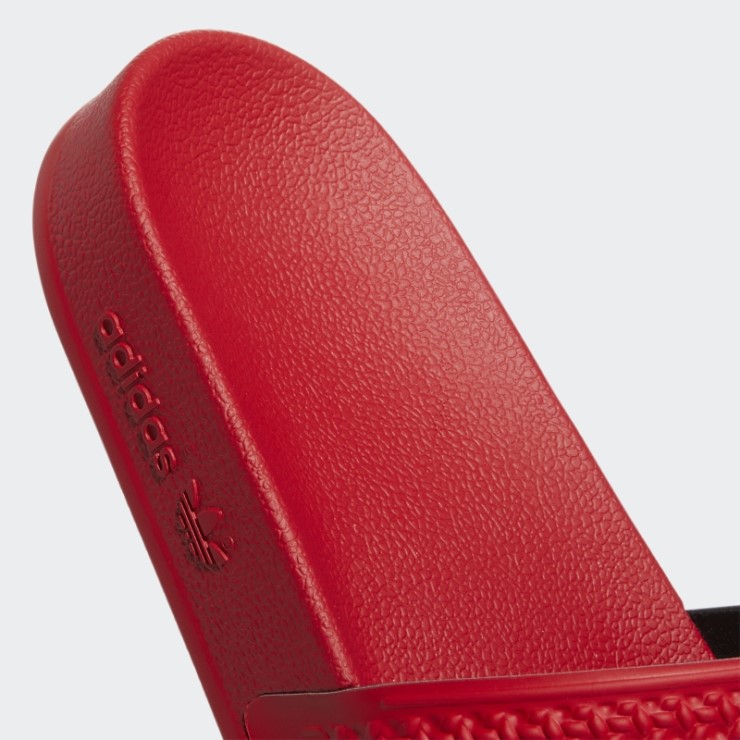 Chanclas Shmoofoil Adidas Escarlata