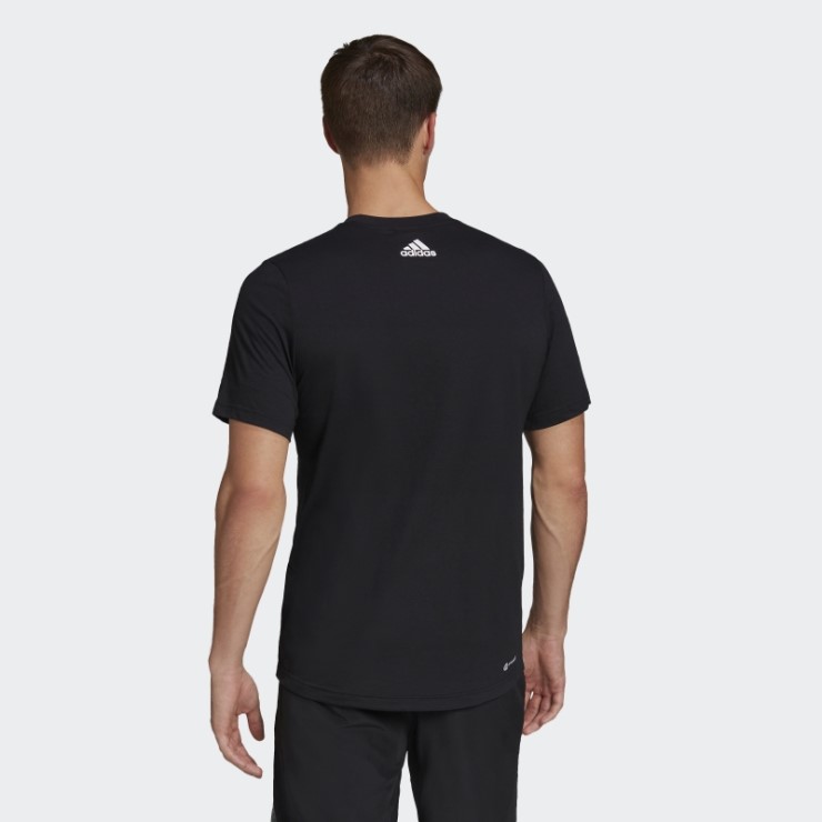 Camiseta Negra Aeroready Diseñada Para Mover El Logo Deportivo Adidas